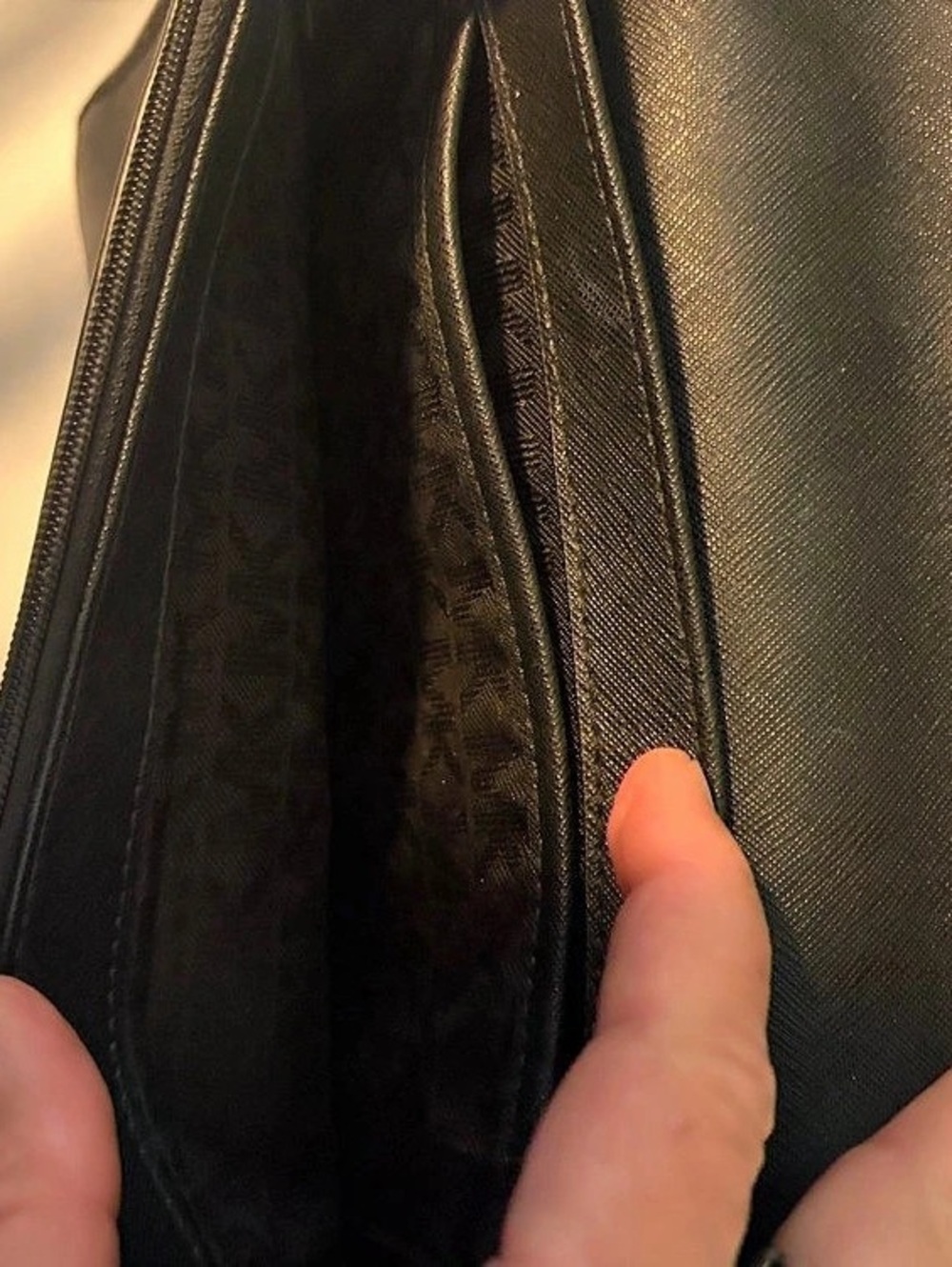 Michael Kors Greenwich Medium Saffiano Leather Convertible Shoulder Bag Black - Picture 6 of 7